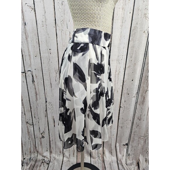 LM Women's 10 Carmen Marc Valvo 100% Silk Black & White A-Line Dressy‎ Skirt EUC - Picture 3 of 8